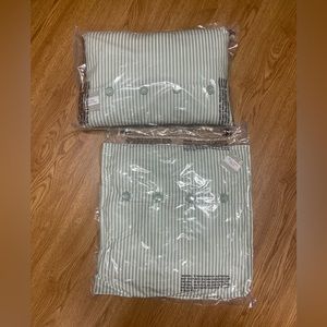 Striped pillow bundle